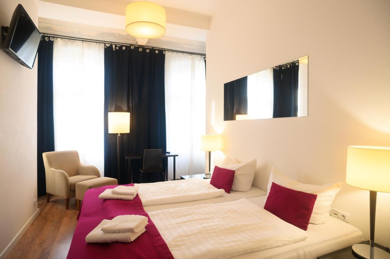 Goldmarie Hotel 3*